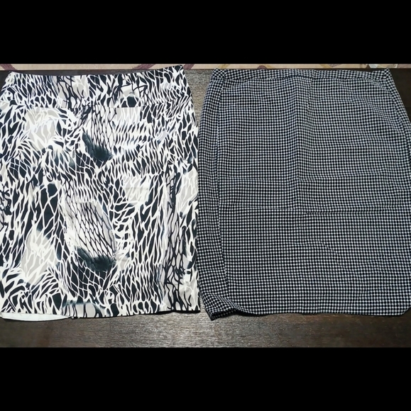 2 pencil skirt bundle - Picture 1 of 1